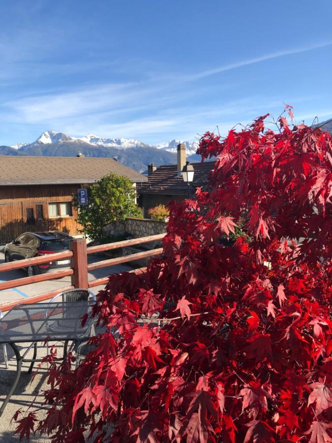 Café Cher-Mignon et Chambres d'hôtes Chermignon-d'en Haut Esterno foto