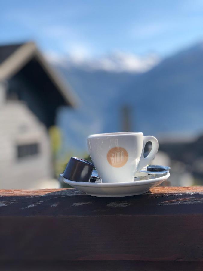 Café Cher-Mignon et Chambres d'hôtes Chermignon-d'en Haut Esterno foto